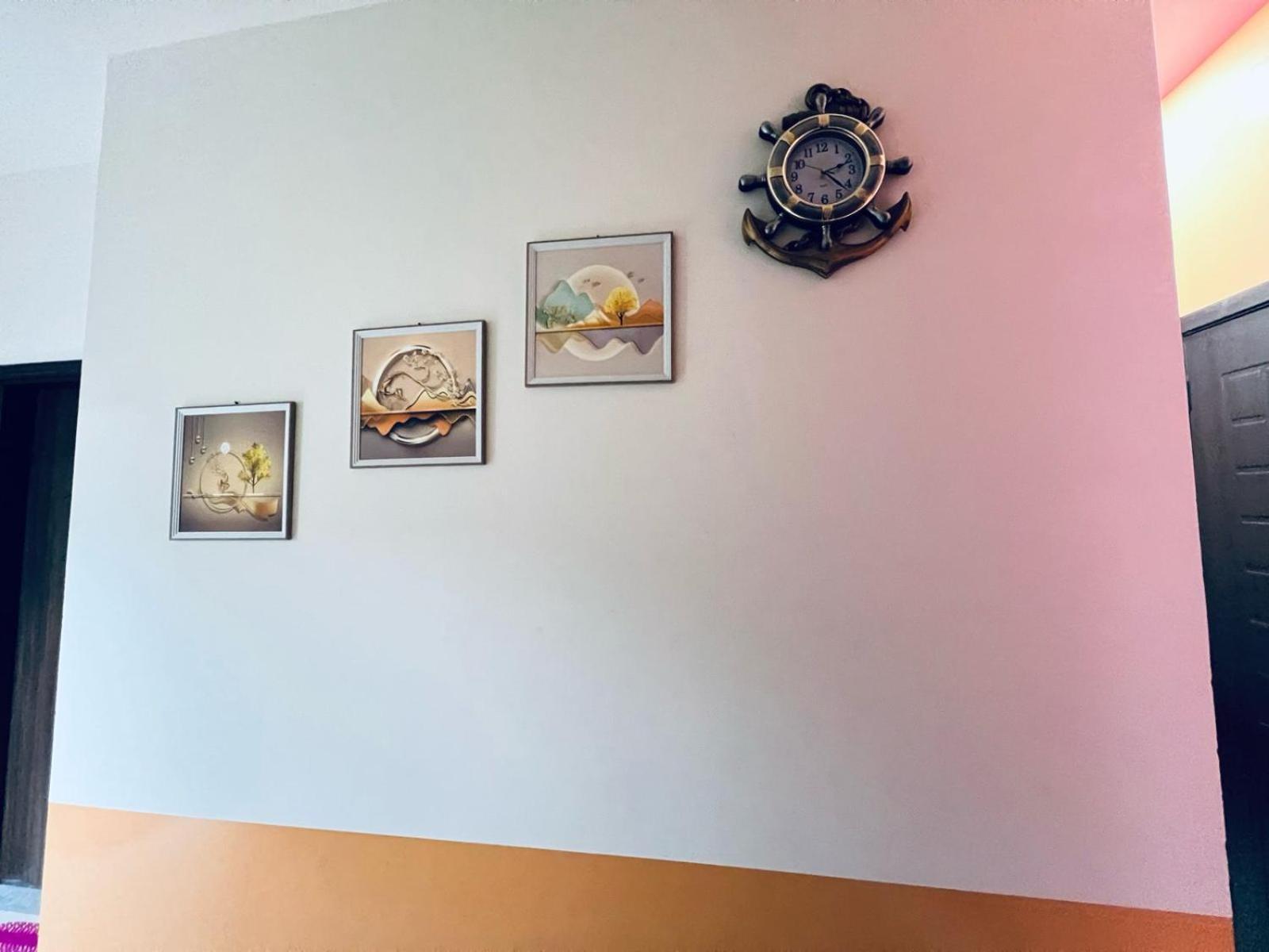 Moon Backpackers Burjman Exit 2, Family Partitions, Loft Partitions, Apartment Dubai Bagian luar foto